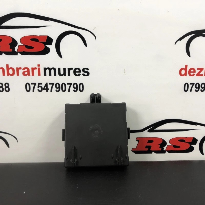 Modul Usa Dreapta Fata / Mercedes-Benz E Class W212 2016 / Audio si electronice