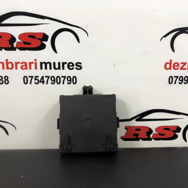 Modul Usa Dreapta Fata / Mercedes-Benz E Class W212 2016 / Audio si electronice