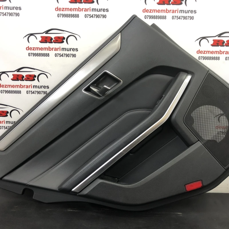 Panou tapiterie usa stanga spate Mercedes-Benz 