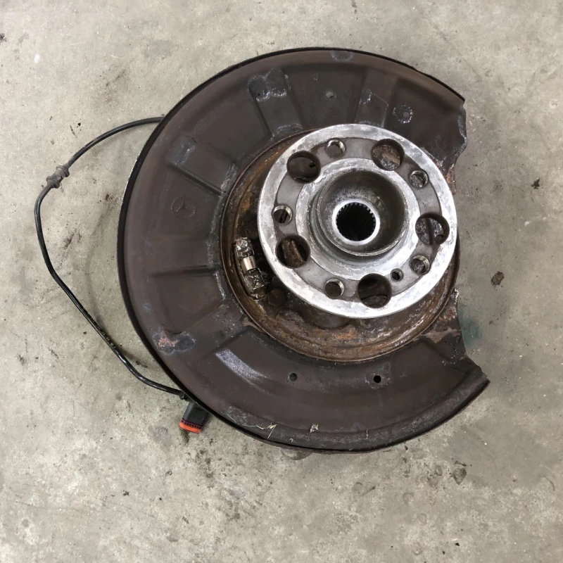 Fuzeta stanga spate / Mercedes-Benz E Class W212 2016 / Directie si suspensie