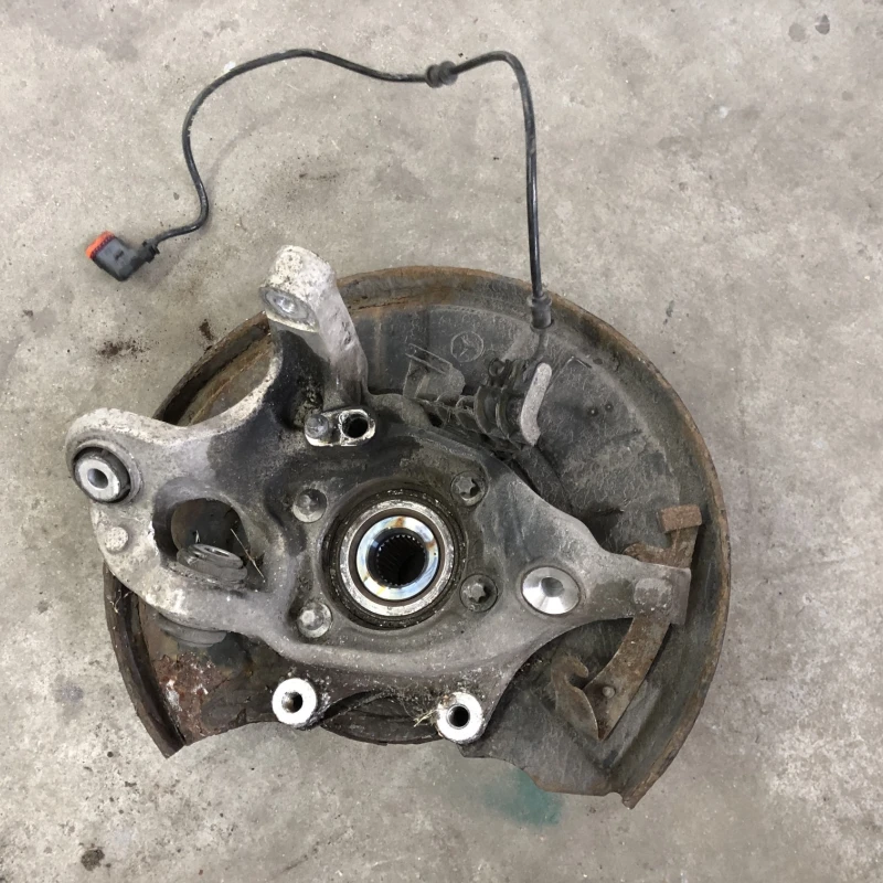 Fuzeta dreapta spate / Mercedes-Benz E Class W212 2016 / Directie si suspensie