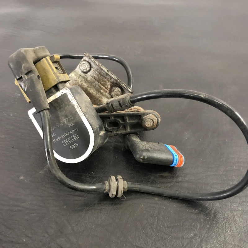 Senzor nivel xenon stanga spate Mercedes-Benz 