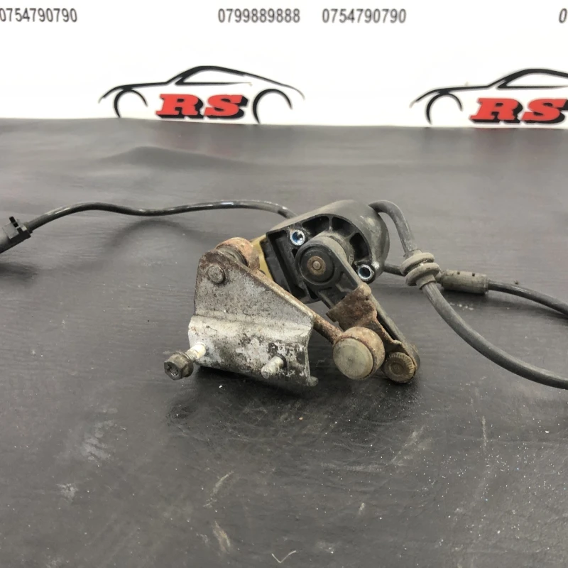 Senzor nivel xenon stanga spate / Mercedes-Benz E Class W212 2016 / Audio si electronice