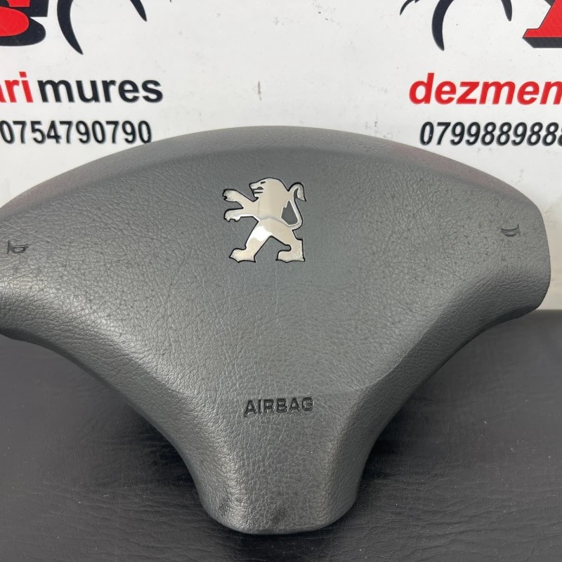 Airbag volan / Peugeot 3008 3008 2010 / Interior