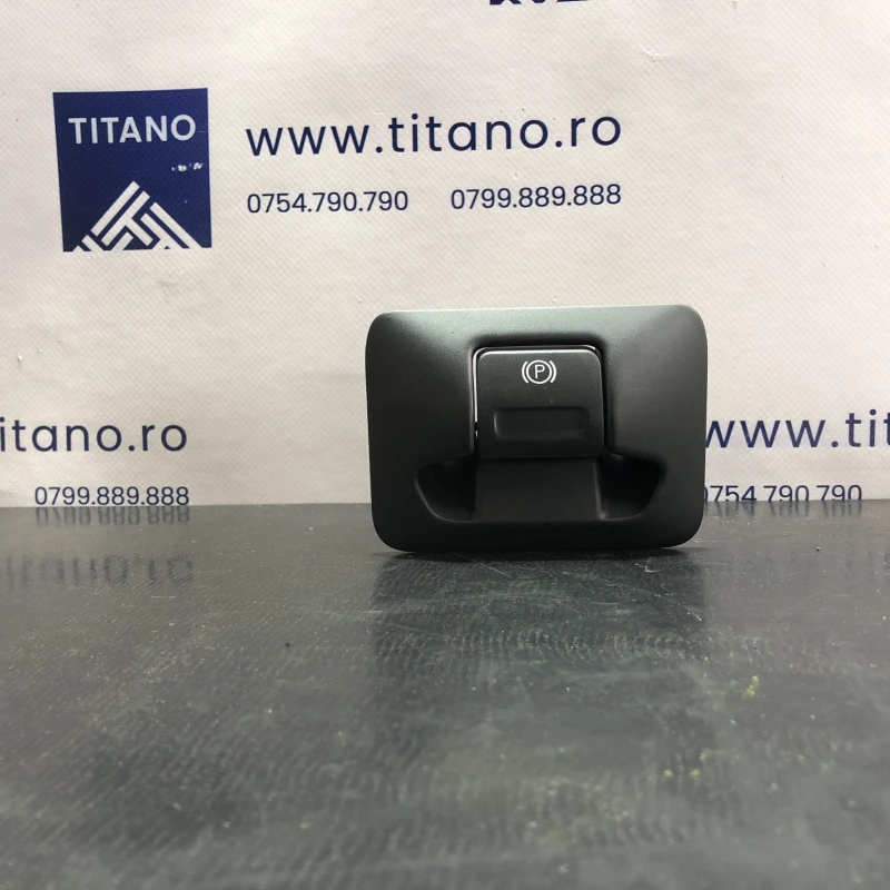Buton frana de mana / Volvo XC60 D4 2016 / Interior