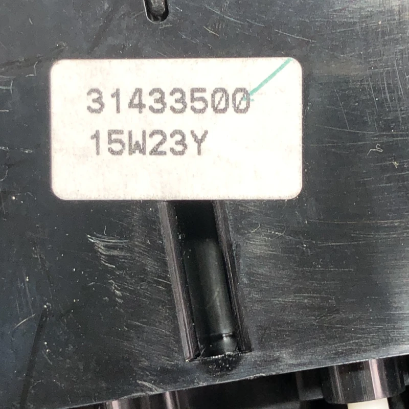 Buton frana de mana / Volvo XC60 D4 2016 / Interior