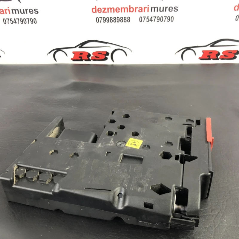 Modul baterie / Mercedes-Benz E Class W212 2016 / Audio si electronice