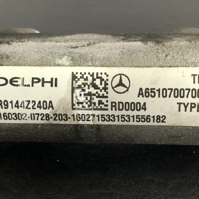 Rampa injectoare cu senzor / Mercedes-Benz E Class W212 2016 / Motor, racire si evacuare