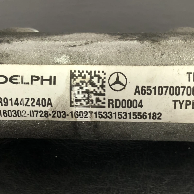 Rampa injectoare cu senzor / Mercedes-Benz E Class W212 2016 / Motor, racire si evacuare