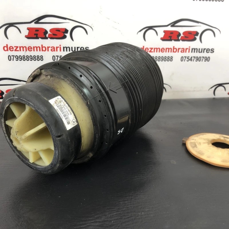 Perna aer dreapta spate / Mercedes-Benz E Class W212 2016 / Caroserie, oglinzi si faruri