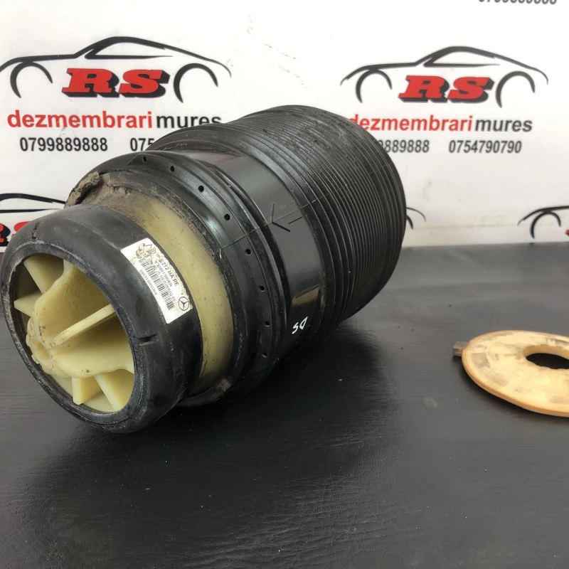 Perna aer dreapta spate Mercedes-Benz 