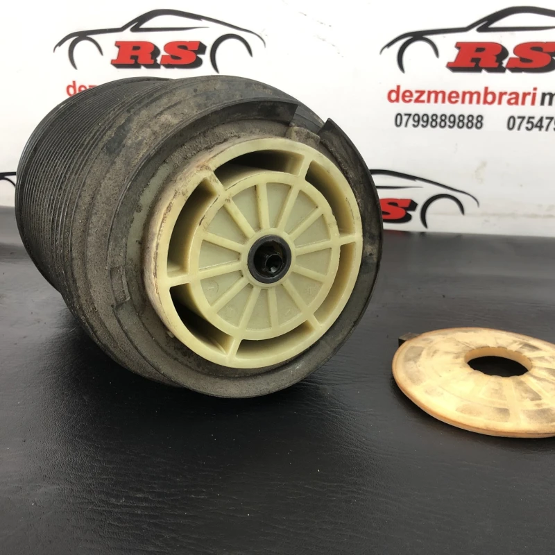 Perna aer dreapta spate / Mercedes-Benz E Class W212 2016 / Caroserie, oglinzi si faruri