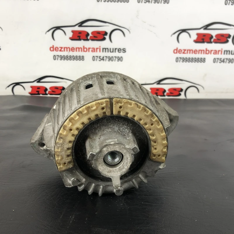Tampon motor dreapta / Mercedes-Benz E Class W212 2016 / Motor, racire si evacuare