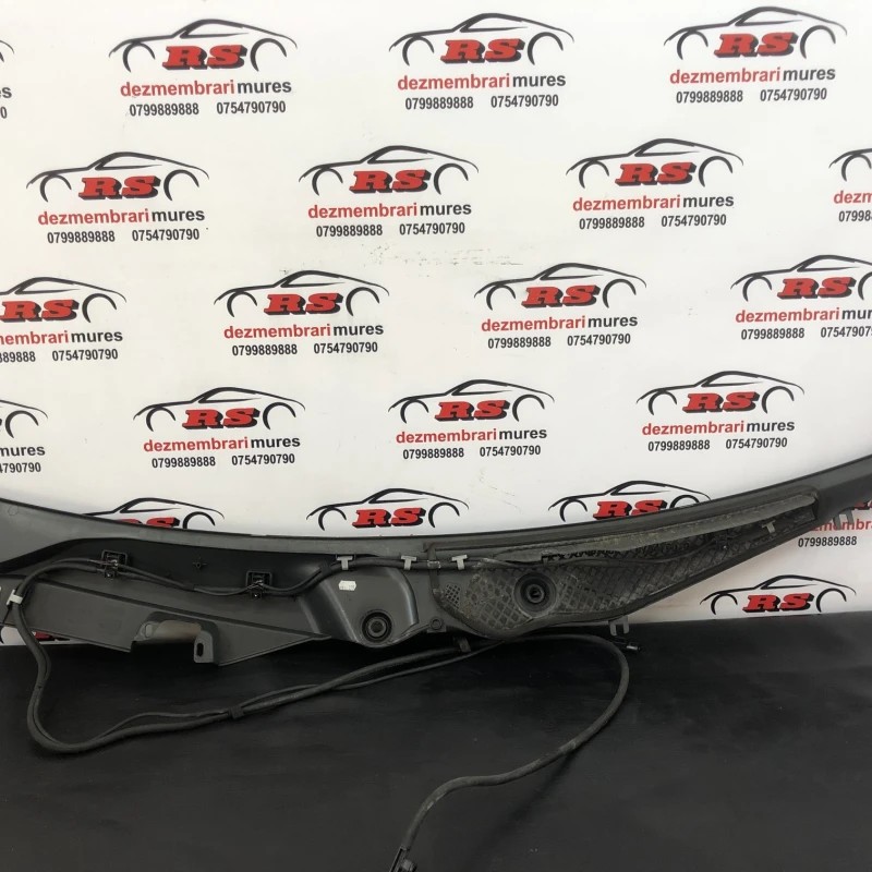 Grila stergatoare cu spalator parbriz / Mercedes-Benz E Class W212 2016 / Caroserie, oglinzi si faruri
