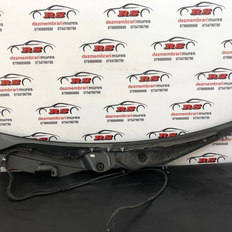 Grila stergatoare cu spalator parbriz / Mercedes-Benz E Class W212 2016 / Caroserie, oglinzi si faruri
