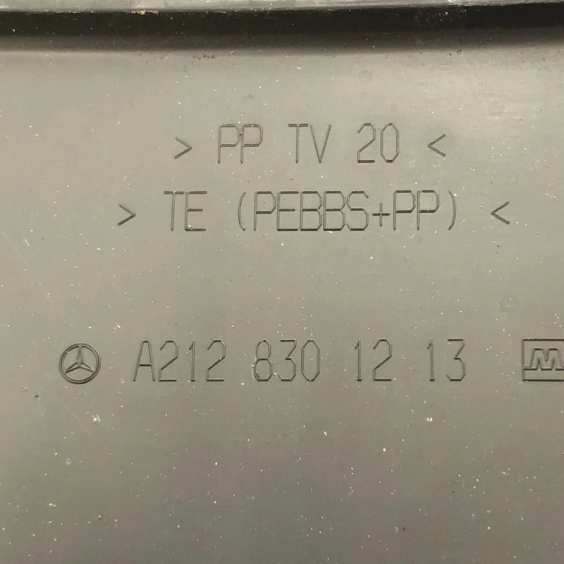Grila stergatoare cu spalator parbriz / Mercedes-Benz E Class W212 2016 / Caroserie, oglinzi si faruri