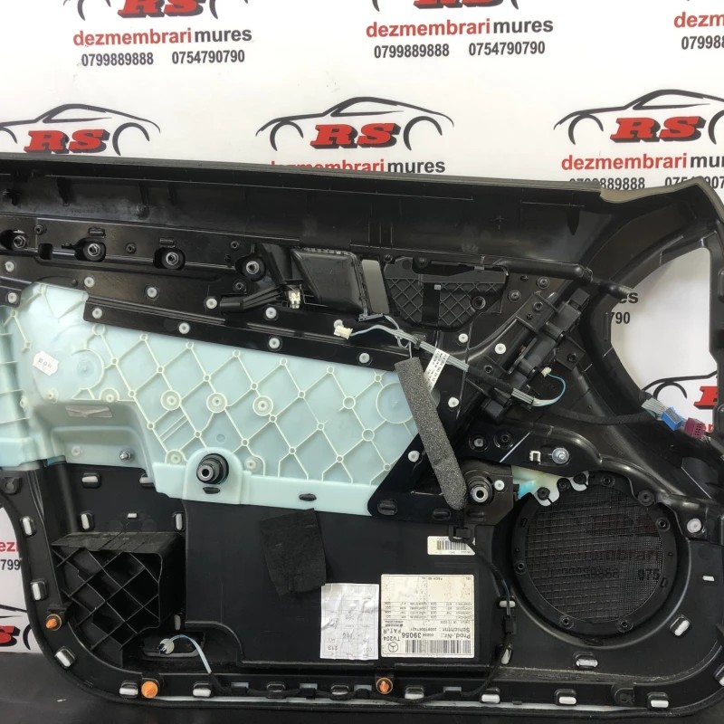 Panou tapiterie usa dreapta fata / Mercedes-Benz C Class W204 2010 / Interior