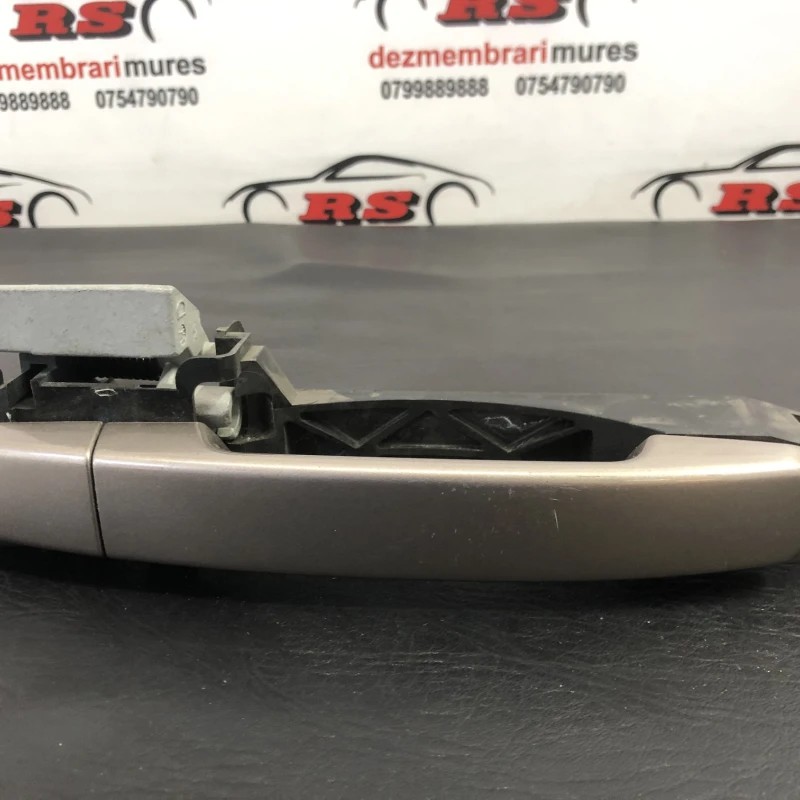 Maner usa dreapta spate Nissan Navara D40 2006