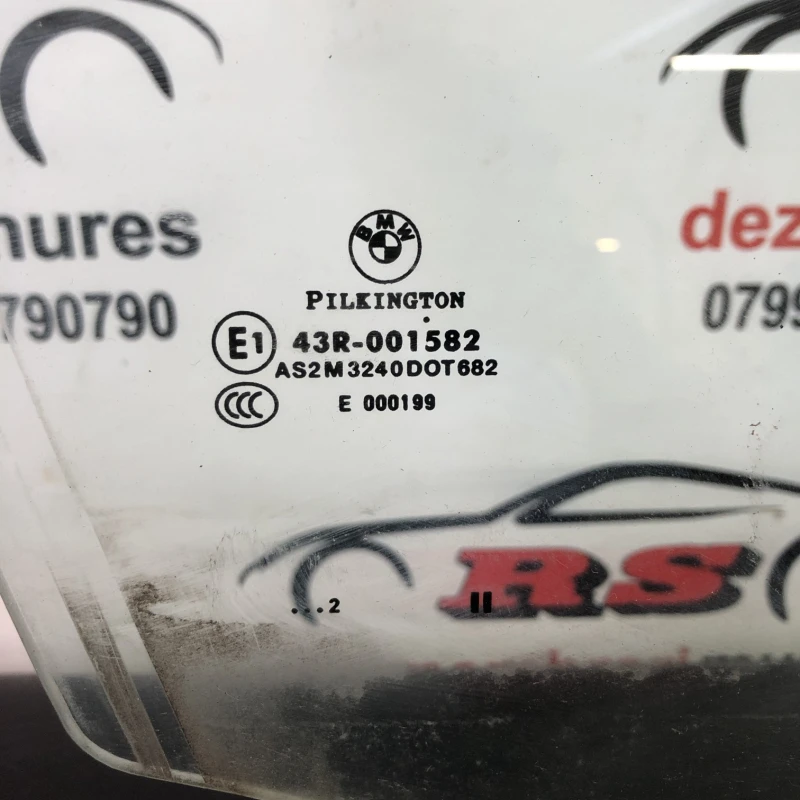 Geam dreapta fata / BMW Seria 3 E91 LCI 2012 / Caroserie, oglinzi si faruri