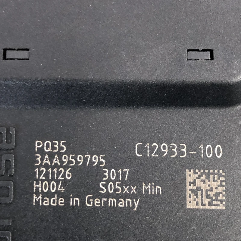 Motoras geam stanga spate / Volkswagen Passat B6 2010 / Audio si electronice