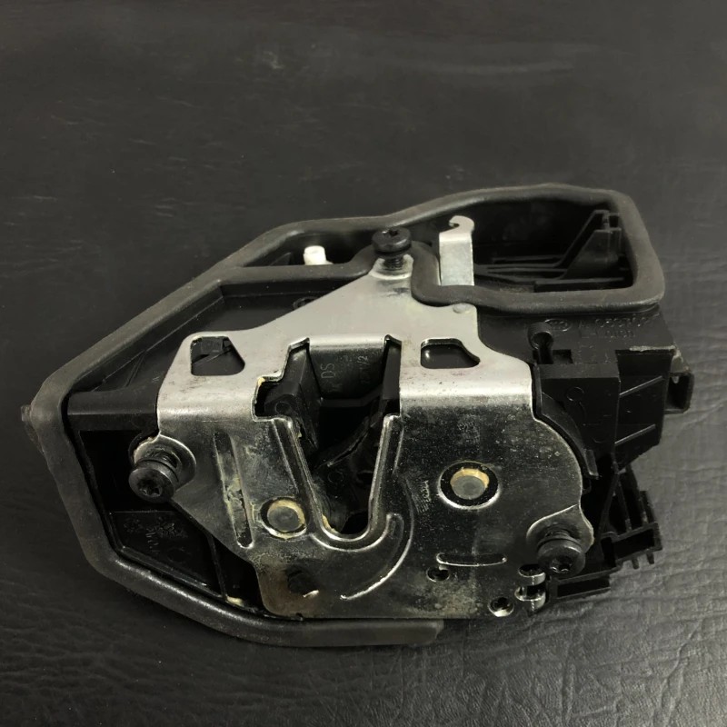 Iala broasca usa stanga spate / BMW X5 E70 LCI 2012 / Caroserie, oglinzi si faruri