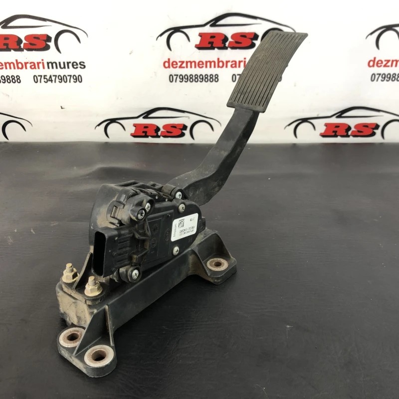 Pedala de accelratie / Nissan NV400 NV400 2012 / Interior