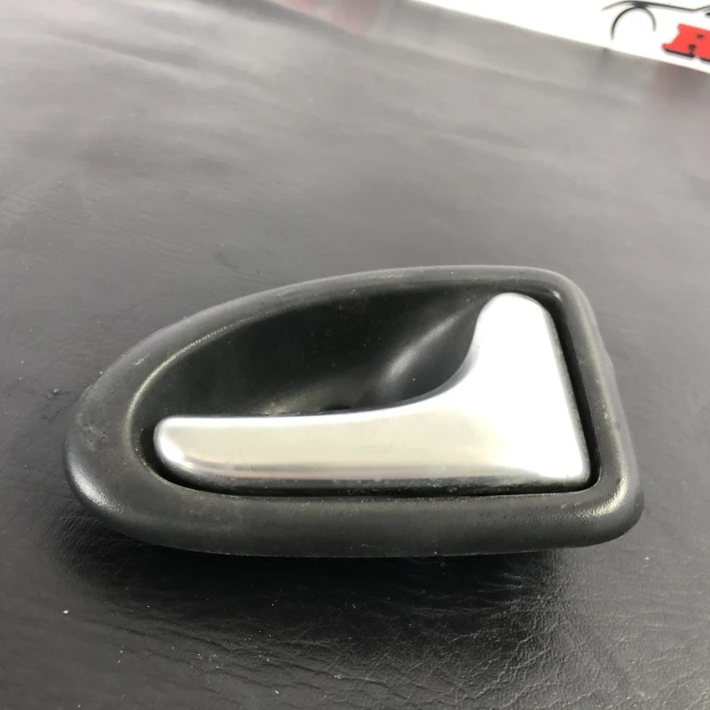 Maner interior / Nissan NV400 NV400 2012 / Caroserie, oglinzi si faruri