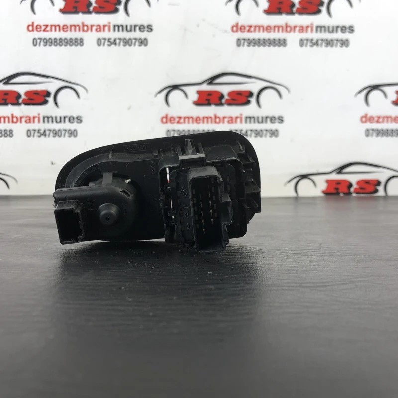 Butoane comada geamuri / Nissan NV400 NV400 2012 / Interior