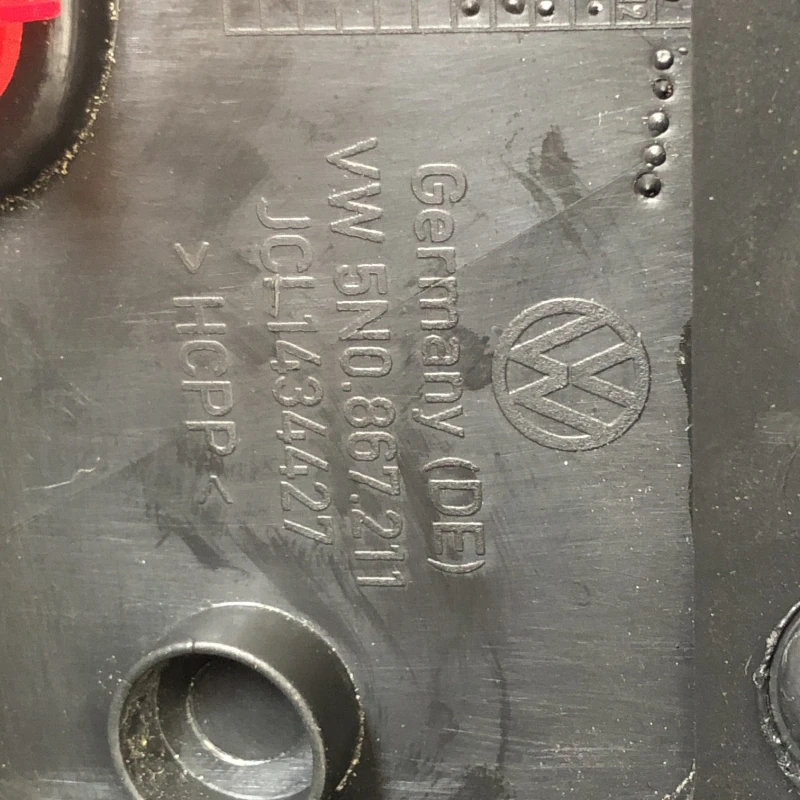 Tapiterie usa stanga spate / Volkswagen Tiguan 5N 2009 / Interior