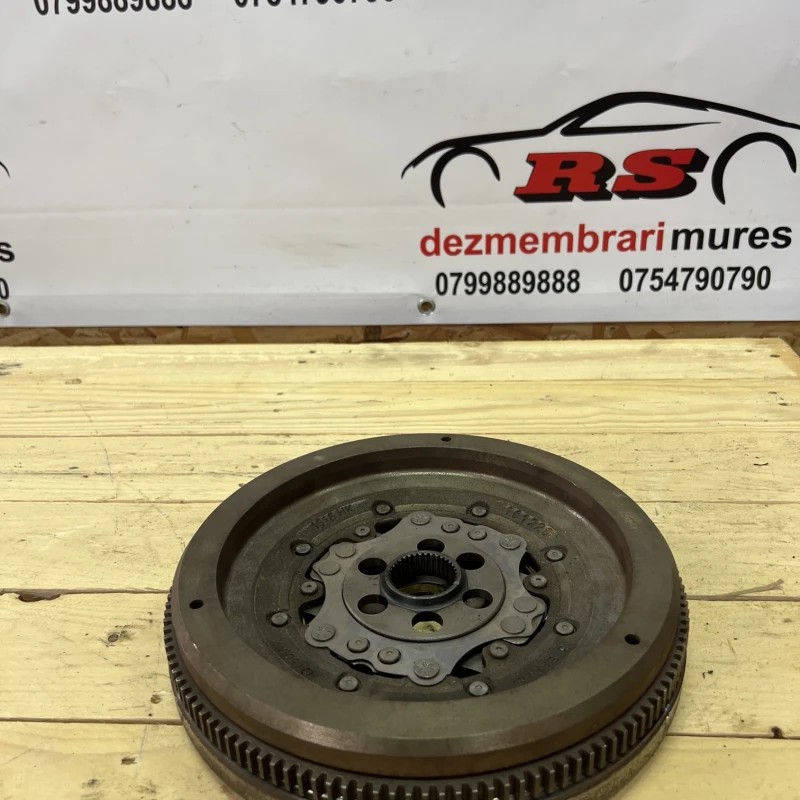 Volanta Volkswagen Passat B7 2013