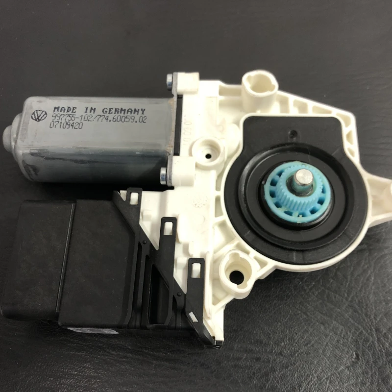 Motoras geam stanga spate Volkswagen 
