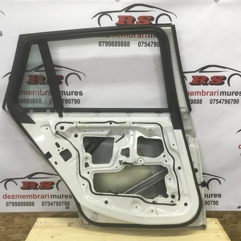 Usa stanga spate / BMW Seria 3 E91 LCI 2012 / Caroserie, oglinzi si faruri