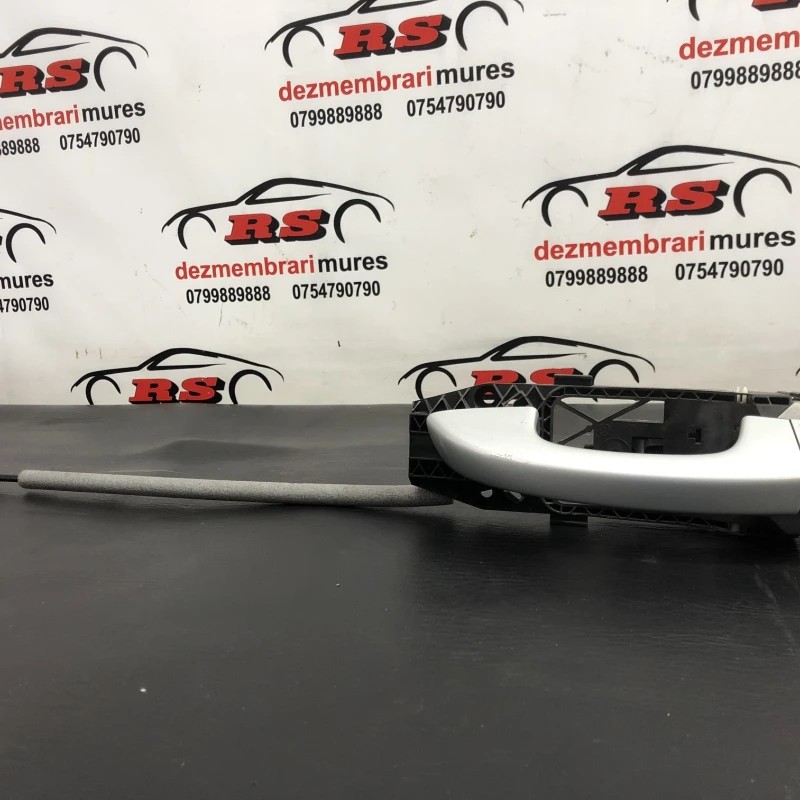 Maner usa stanga fata Volkswagen Golf MK6 2011