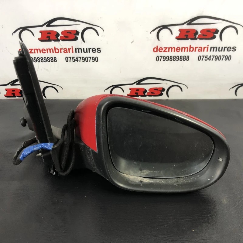 Oglinda dreapta / Volkswagen Golf MK6 2011 / Caroserie, oglinzi si faruri