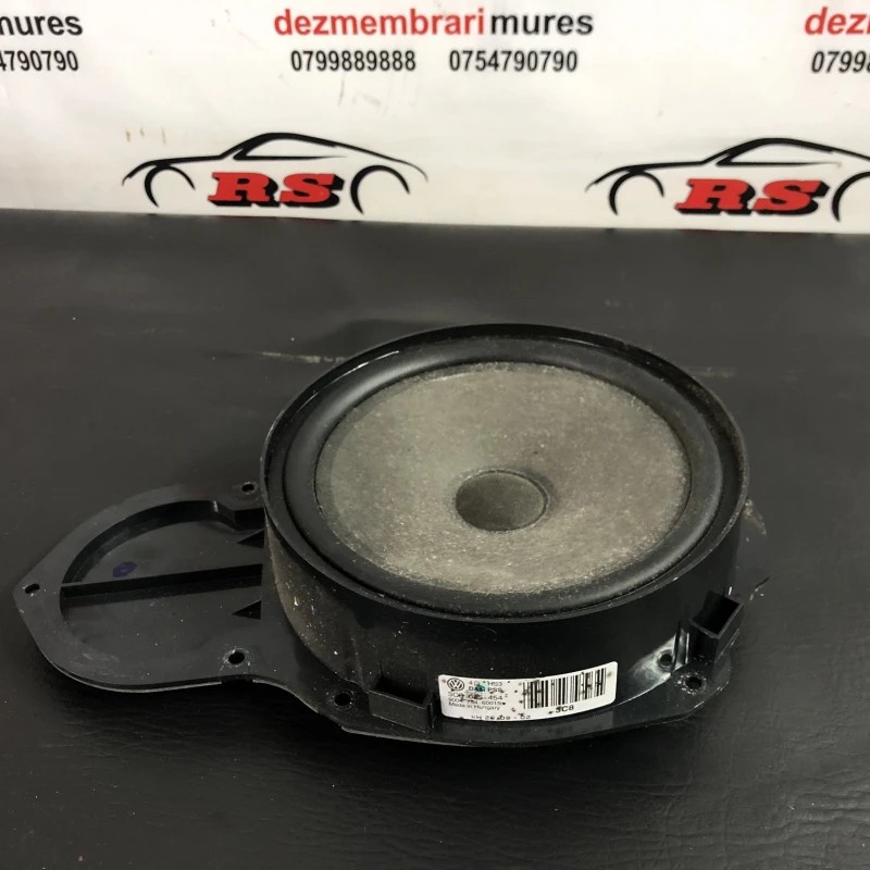 Boxa usa fara / Volkswagen Passat B6 2010 / Audio si electronice