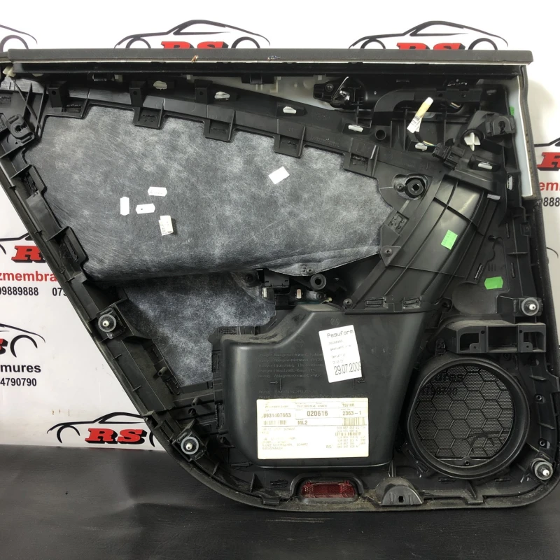 Panou tapiterie usa dreapta spate / Volkswagen Passat B6 2010 / Interior