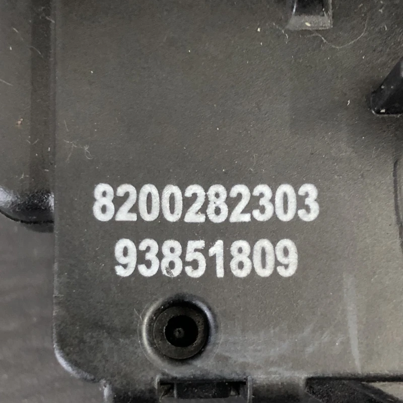 Iala broasca usa stanga spate / Renault Trafic Trafic 2011 / Caroserie, oglinzi si faruri