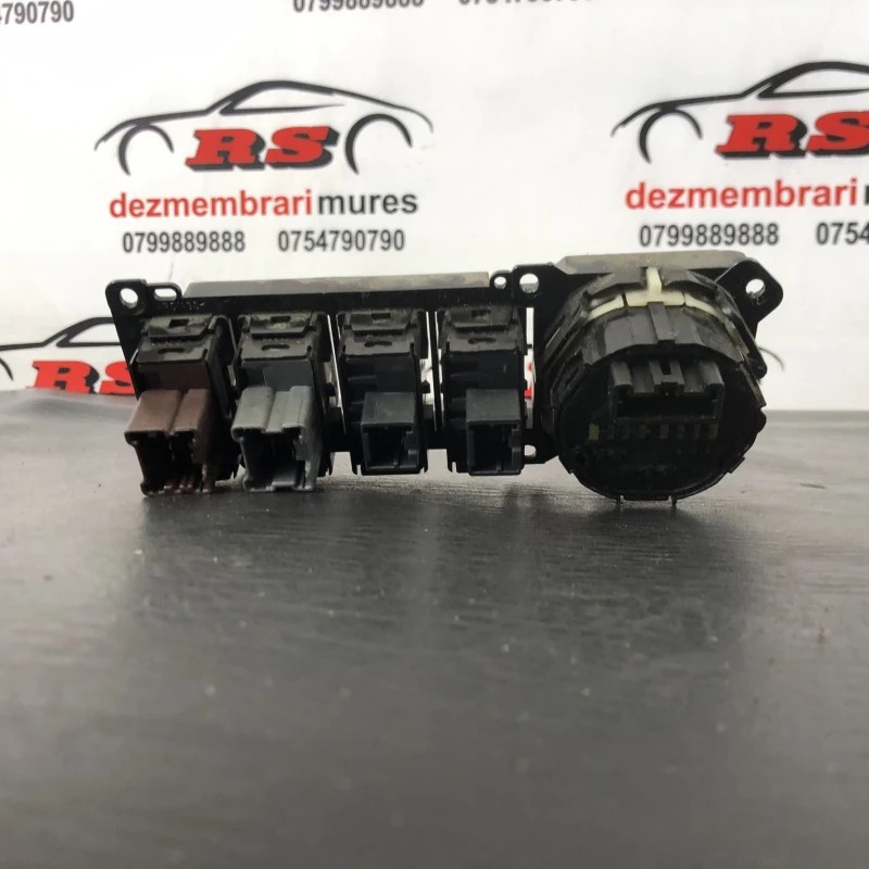 Butoane consola centrala / Nissan Navara D40 2009 / Interior