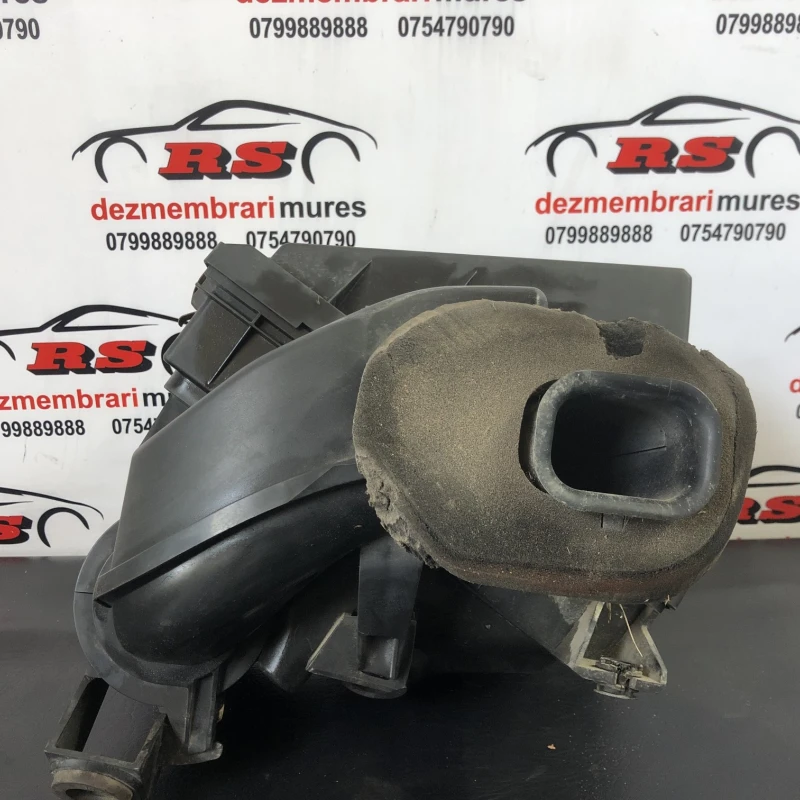 Carcasa filtru aer / Nissan Navara D40 2006 / Motor, racire si evacuare