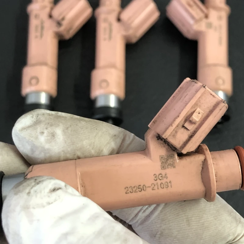 Injector / Toyota Yaris XP130 2014 / Motor, racire si evacuare