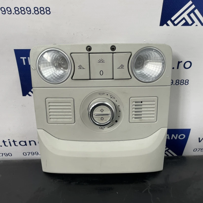 Lampa plafon / Seat Alhambra 7N 2012 / Interior