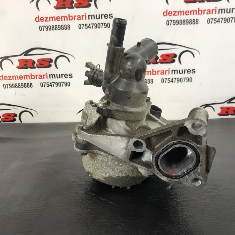 Pompa auxiliara recirculare apa / Toyota Yaris XP130 2014 / Motor, racire si evacuare