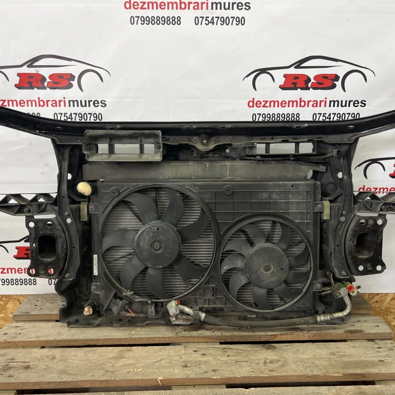 Trager / Volkswagen Touran 1T 2009 / Caroserie, oglinzi si faruri