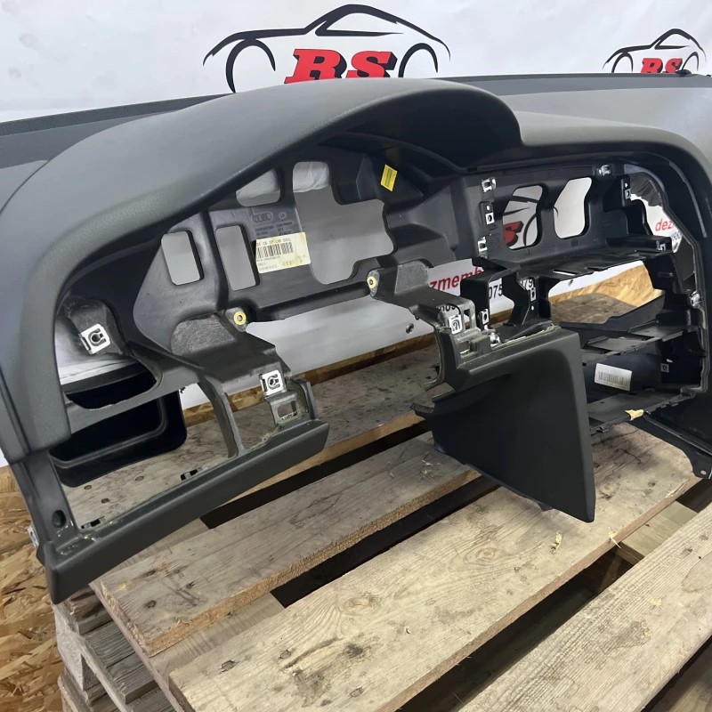 Plansa bord / Audi A6 C6 2010 / Interior