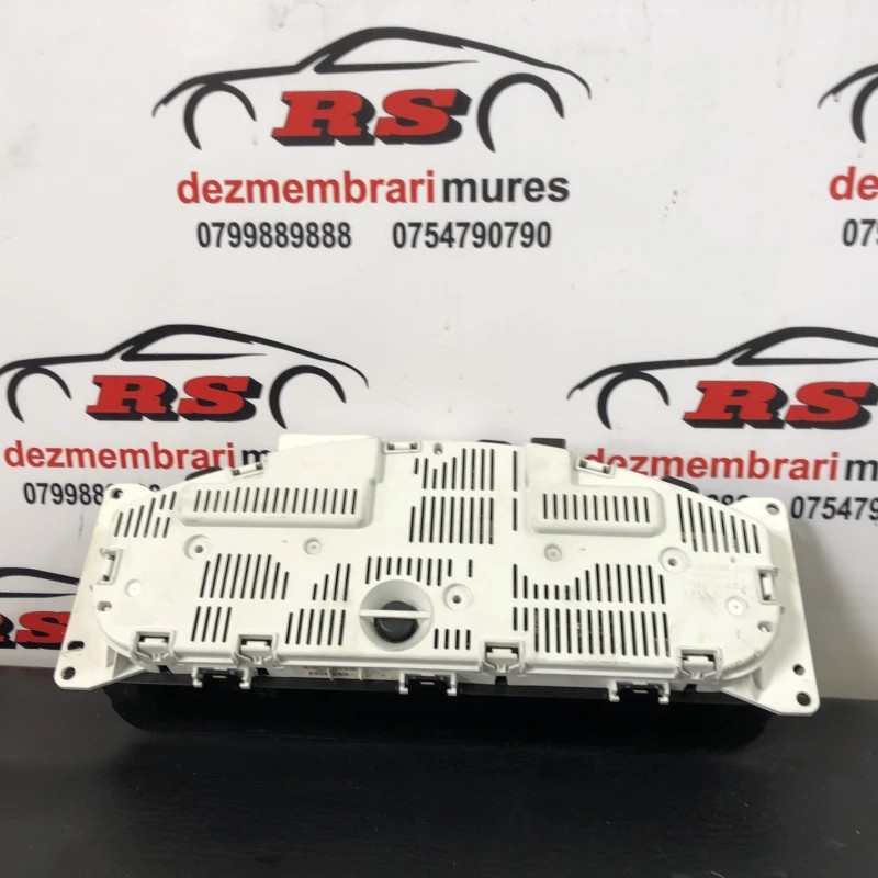 Ceas bord / Nissan Navara D40 2009 / Audio si electronice