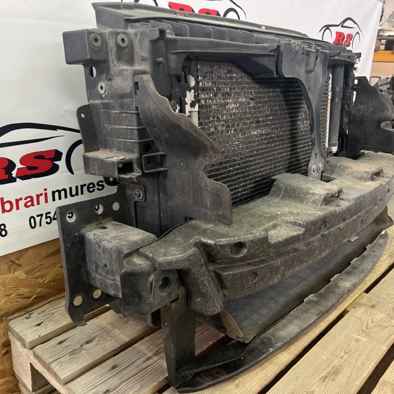 Trager complet cu radiatoare electroventilator intaritura + / Volkswagen Tiguan 5N 2010 / Caroserie, oglinzi si faruri