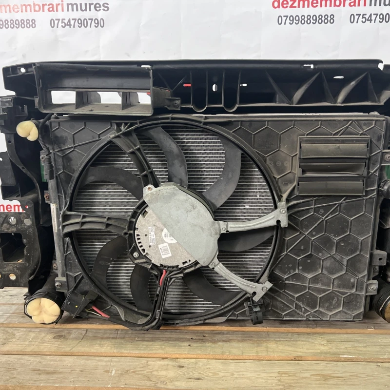 Trager complet cu radiatoare electroventilator intaritura + / Volkswagen Tiguan 5N 2010 / Caroserie, oglinzi si faruri