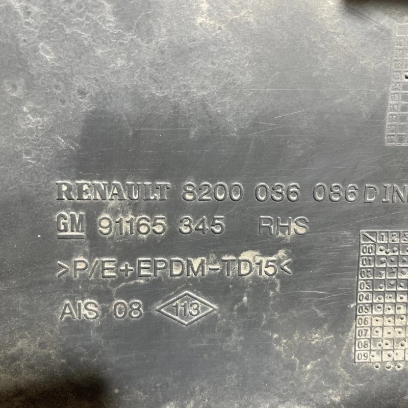 Bandou usa dreapta fata / Renault Trafic Trafic 2011 / Caroserie, oglinzi si faruri