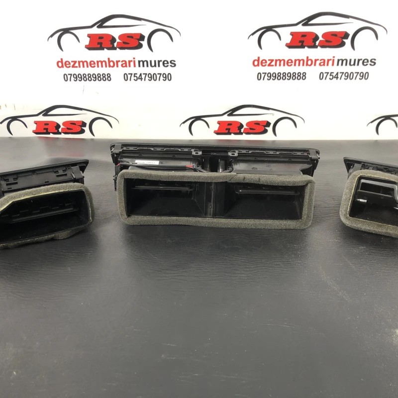 Grila aer bord iluminate / Volkswagen Passat B7 2013 / Interior