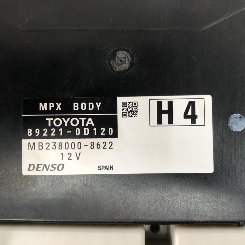 Calculator confort bcm / Toyota Yaris XP130 2014 / Audio si electronice